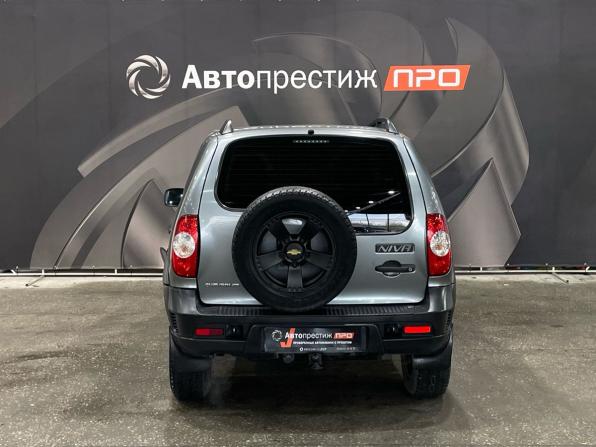 Chevrolet Niva I Рестайлинг с пробегом 2016 года, цена 590 000 рублей, 137000 км, внедорожник, Автокод Объявления