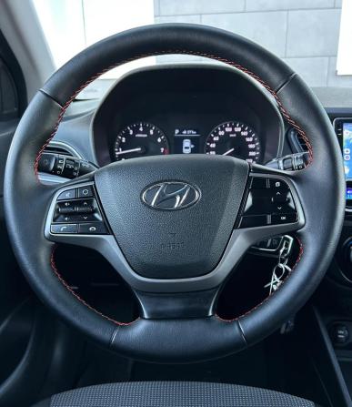 Hyundai Solaris II с пробегом 2018 года, цена 1 230 000 рублей, 188920 км, седан, Автокод Объявления