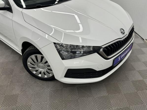 Skoda Rapid II с пробегом 2021 года, цена 1 290 000 рублей, 195827 км, лифтбек, Автокод Объявления