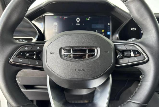 Geely Monjaro I с пробегом 2024 года, цена 3 245 000 рублей, 74586 км, внедорожник, Автокод Объявления