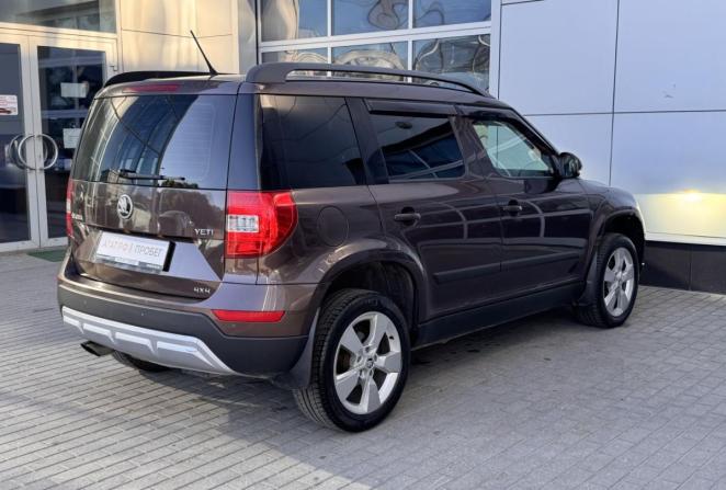 Skoda Yeti I Рестайлинг с пробегом 2015 года, цена 1 300 000 рублей, 196994 км, внедорожник, Автокод Объявления
