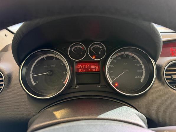 Peugeot 408 I с пробегом 2013 года, цена 583 000 рублей, 192000 км, седан, Автокод Объявления