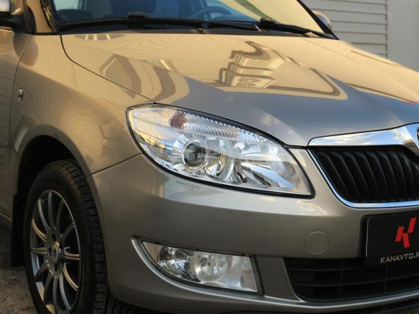 Skoda Fabia II Рестайлинг с пробегом 2012 года, цена 797 777 рублей, 148555 км, хэтчбек, Автокод Объявления