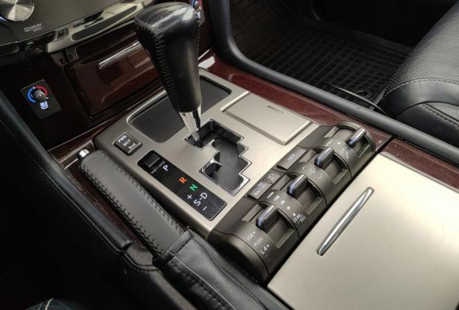 Lexus LX III Рестайлинг с пробегом 2013 года, цена 3 650 000 рублей, 396308 км, внедорожник, Автокод Объявления