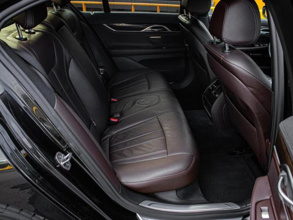 BMW 7 серии VI (G11/G12) с пробегом 2016 года, цена 2 449 000 рублей, 209364 км, седан, Автокод Объявления