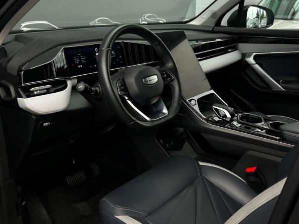 Geely Atlas II с пробегом 2024 года, цена 2 598 400 рублей, 46885 км, внедорожник, Автокод Объявления