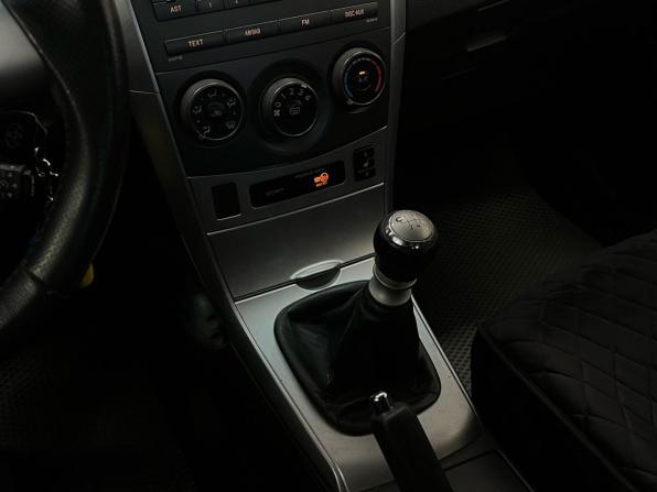 Toyota Corolla X (E140 E150) Рестайлинг с пробегом 2011 года, цена 960 000 рублей, 189308 км, седан, Автокод Объявления