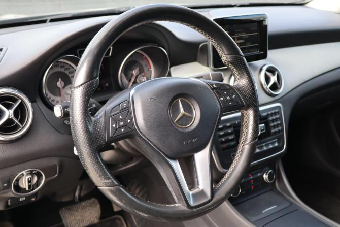 Mercedes-Benz GLA I (X156) с пробегом 2015 года, цена 1 699 000 рублей, 126000 км, внедорожник, Автокод Объявления