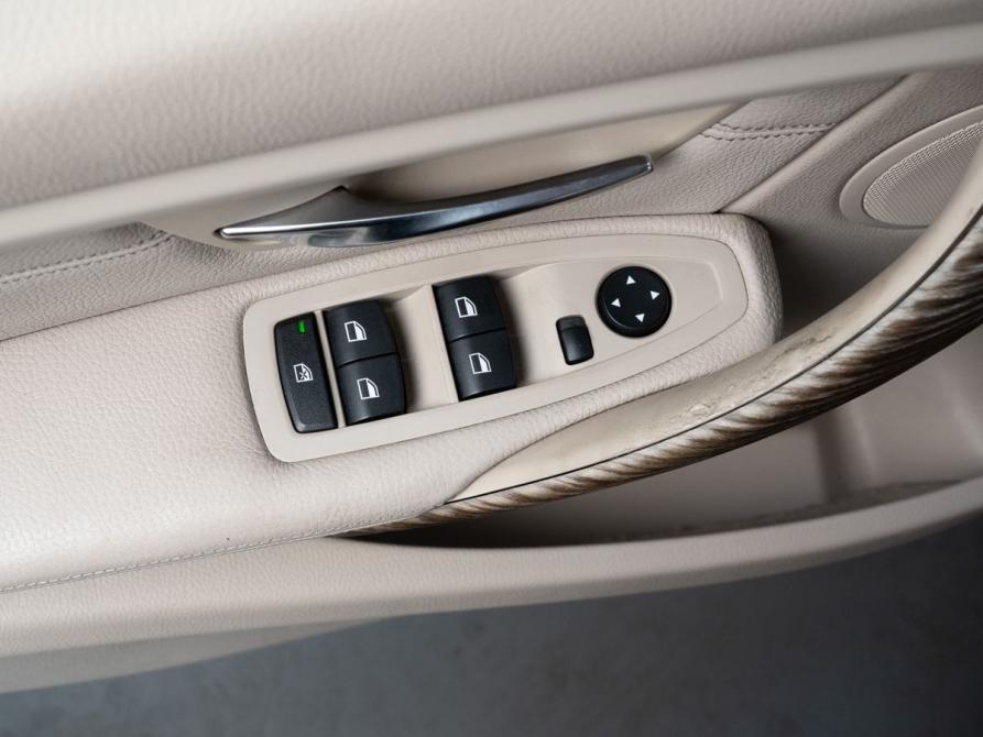 BMW 3 серии VI (F3x) Тюмень  - изображение 12