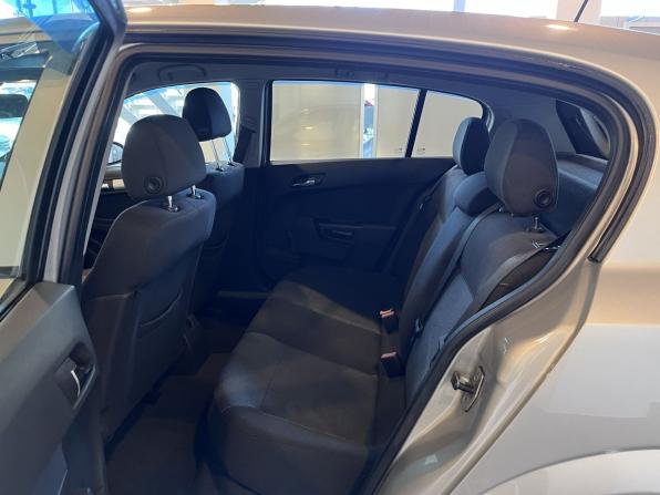 Opel Astra H Рестайлинг с пробегом 2009 года, цена 266 000 рублей, 257630 км, хэтчбек, Автокод Объявления