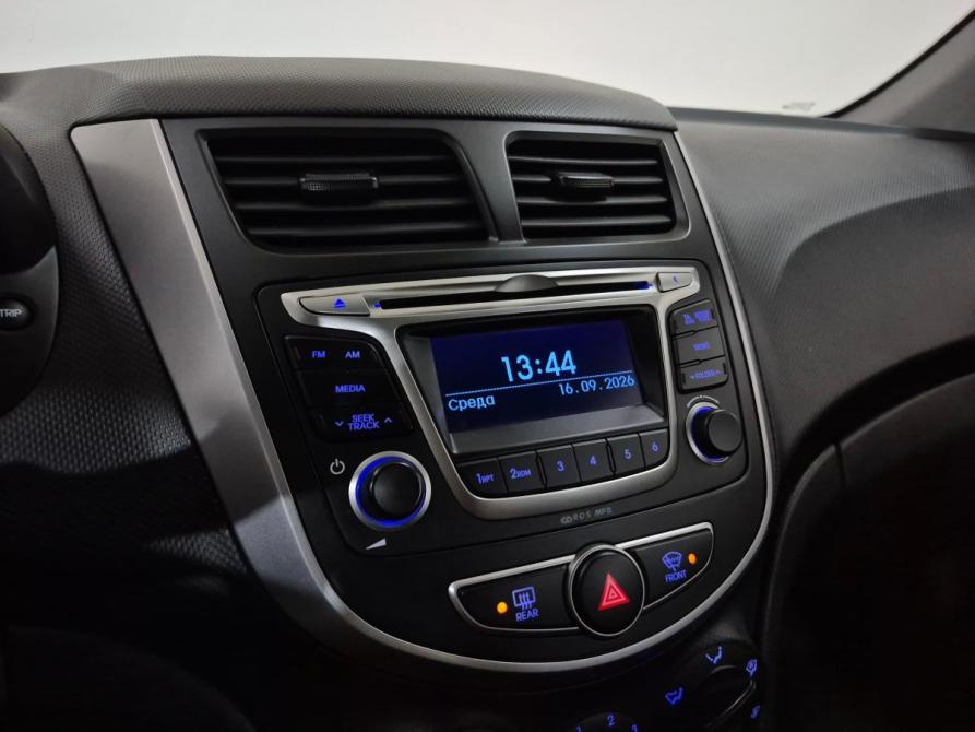 Hyundai Solaris I Рестайлинг Альметьевск  - изображение 19