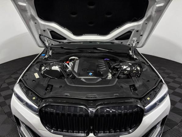 BMW 7 серии VI (G11/G12) Рестайлинг с пробегом 2021 года, цена 7 800 000 рублей, 49031 км, седан, Автокод Объявления