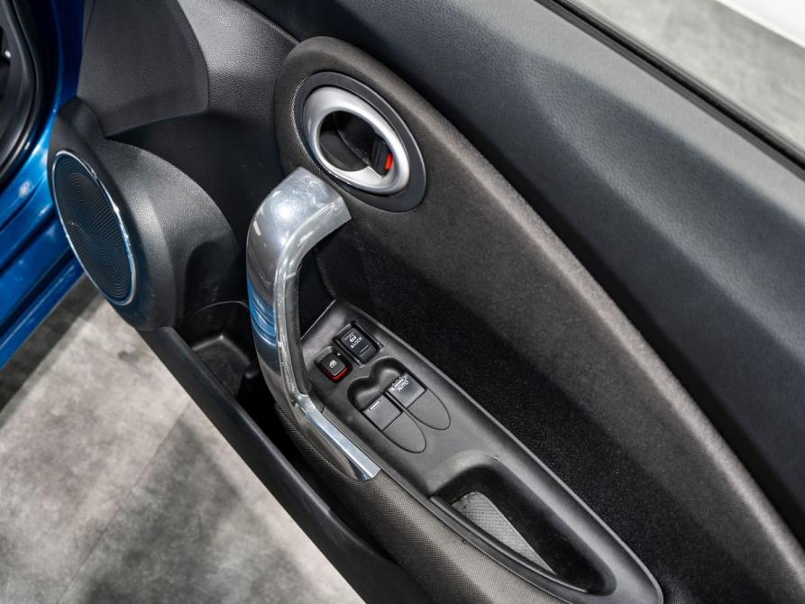 Honda CR-Z I Рестайлинг Чита  - изображение 16