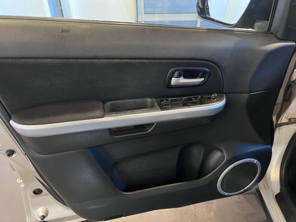 Suzuki Grand Vitara II с пробегом 2005 года, цена 680 000 рублей, 264781 км, внедорожник, Автокод Объявления