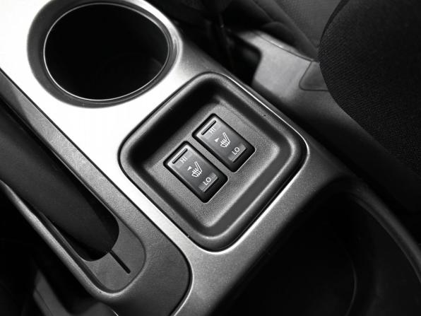 Nissan Juke I с пробегом 2012 года, цена 1 245 000 рублей, 81740 км, внедорожник, Автокод Объявления