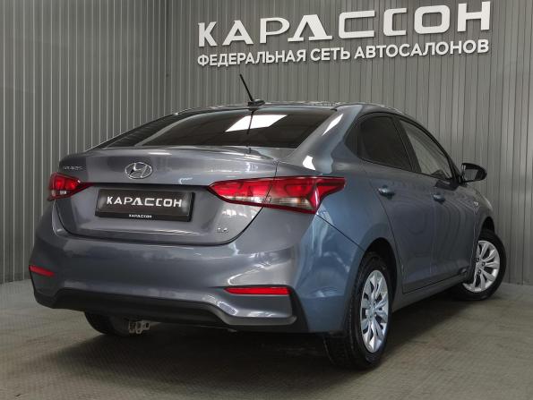 Hyundai Solaris II с пробегом 2017 года, цена 1 299 000 рублей, 96571 км, седан, Автокод Объявления