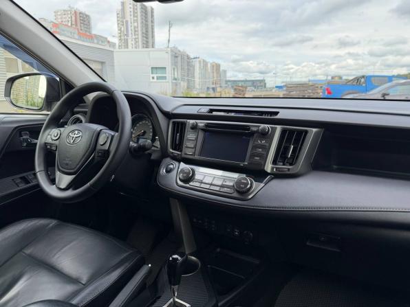 Toyota RAV4 IV (XA40) с пробегом 2013 года, цена 1 695 000 рублей, 243510 км, внедорожник, Автокод Объявления