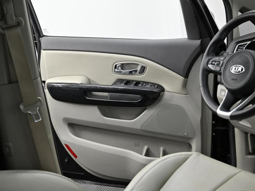 Kia Carnival III Москва  - изображение 13