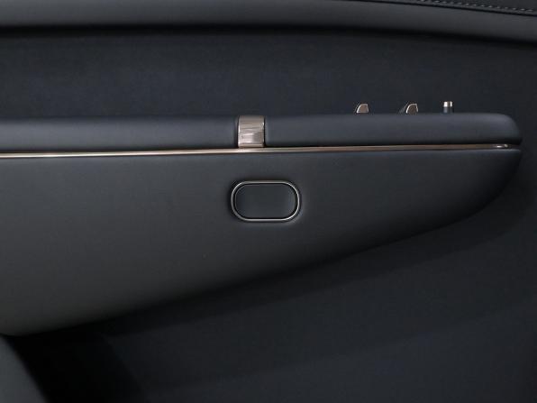 Lynk &amp; Co 900 с пробегом 2026 года, цена 7 777 000 рублей, 9000 км, внедорожник, Автокод Объявления