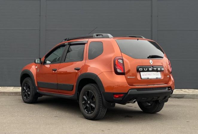 Renault Duster I Рестайлинг с пробегом 2018 года, цена 1 370 000 рублей, 110955 км, внедорожник, Автокод Объявления