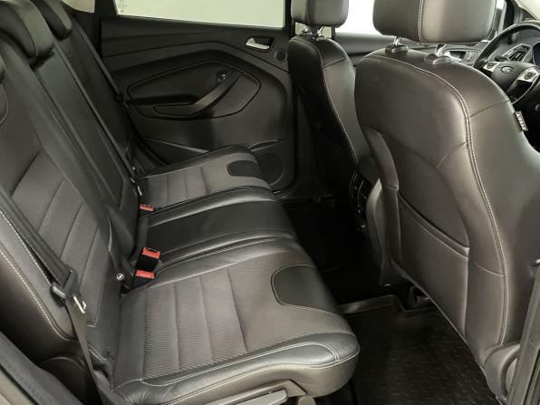Ford Kuga II с пробегом 2013 года, цена 1 200 000 рублей, 137036 км, внедорожник, Автокод Объявления