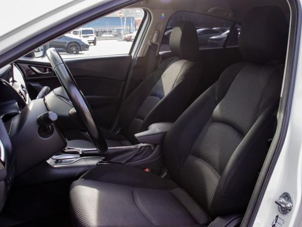 Mazda 3 III (BM) с пробегом 2014 года, цена 1 285 000 рублей, 141493 км, седан, Автокод Объявления