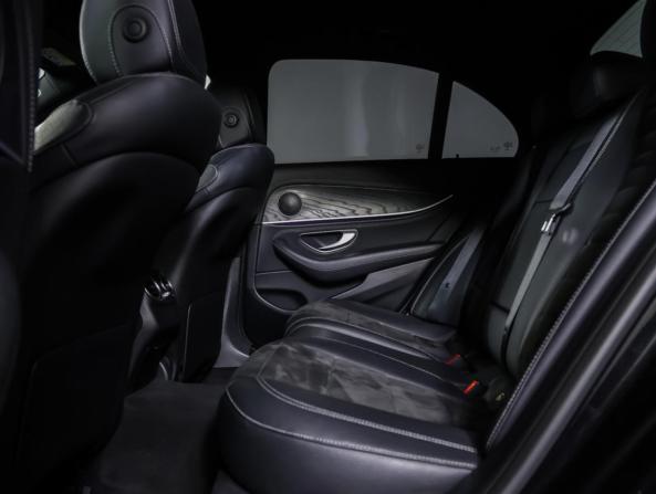 Mercedes-Benz E-Класс V (W213 S213 C238) Рестайлинг с пробегом 2021 года, цена 4 320 000 рублей, 96353 км, седан, Автокод Объявления