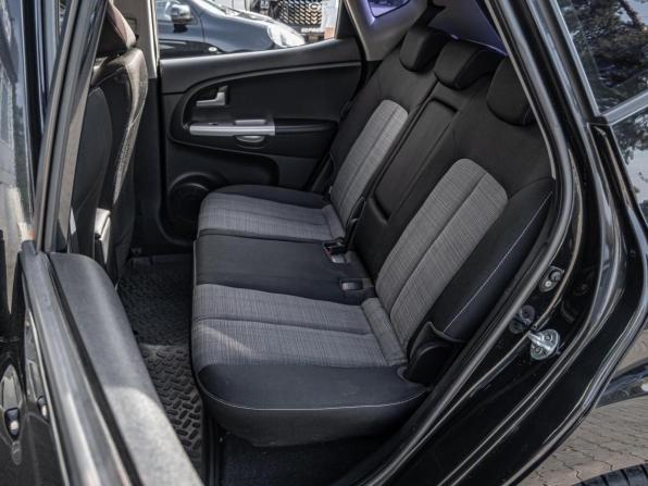Kia Venga I с пробегом 2011 года, цена 910 000 рублей, 210288 км, компактвэн, Автокод Объявления