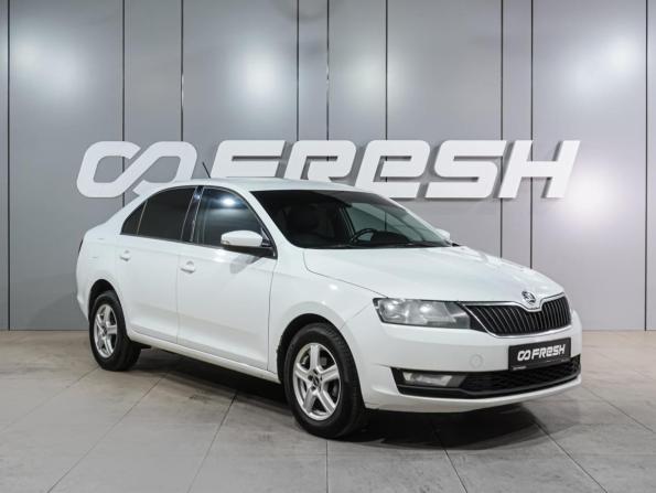 Skoda Rapid I Рестайлинг с пробегом 2018 года, цена 779 000 рублей, 331639 км, лифтбек, Автокод Объявления