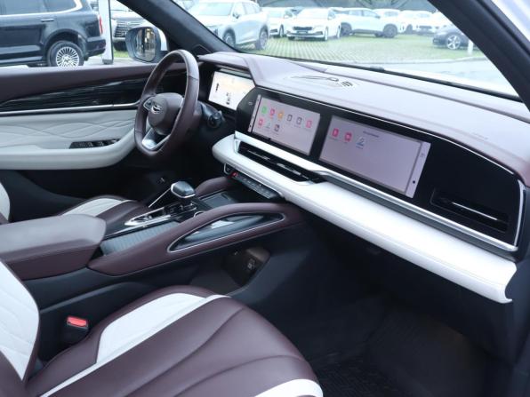 Geely Monjaro I с пробегом 2023 года, цена 3 180 000 рублей, 42610 км, внедорожник, Автокод Объявления