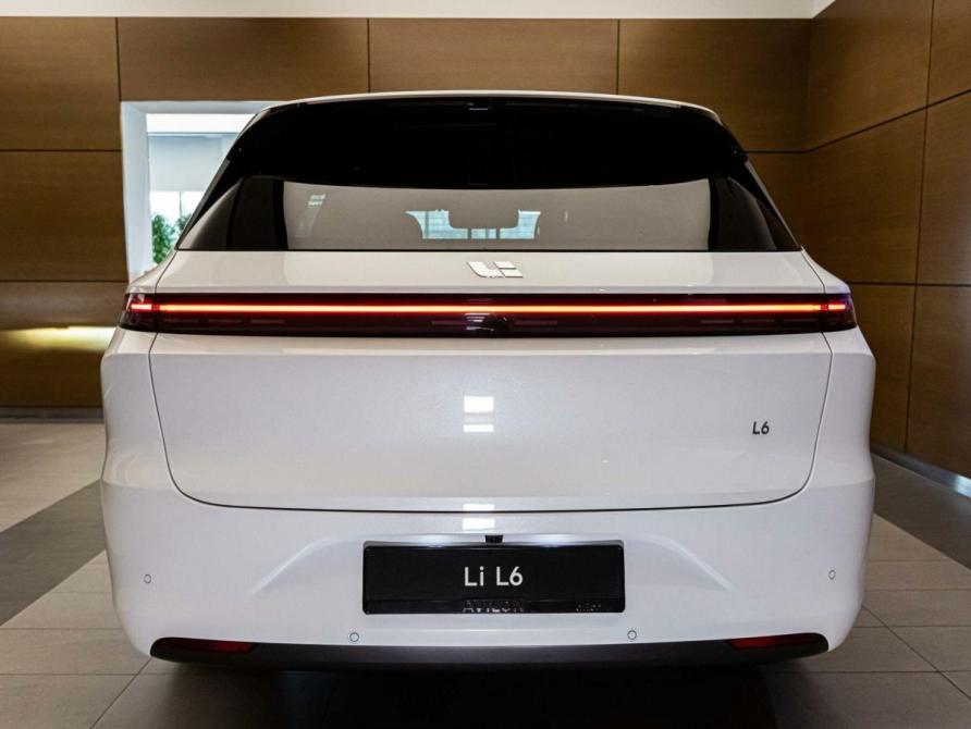 Li Auto (Lixiang) L6 Москва  - изображение 4