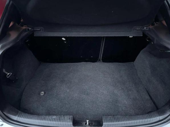 Ford Focus I Рестайлинг с пробегом 2004 года, цена 300 560 рублей, 247280 км, хэтчбек, Автокод Объявления