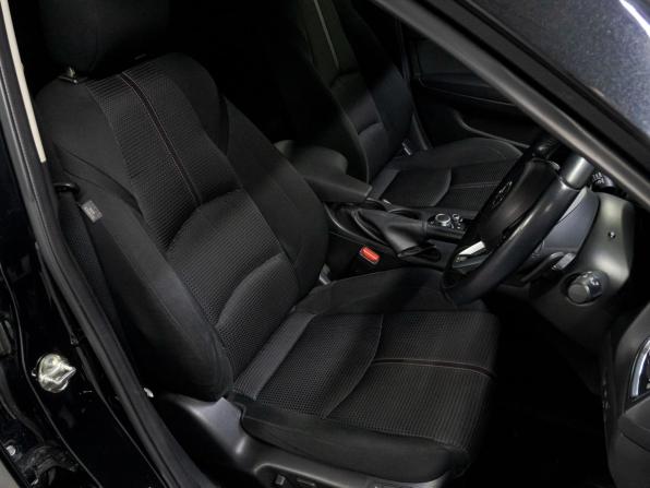 Mazda Axela III Рестайлинг с пробегом 2019 года, цена 1 365 000 рублей, 91667 км, хэтчбек, Автокод Объявления