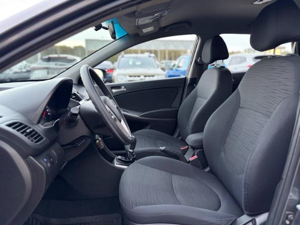 Hyundai Solaris I Рестайлинг с пробегом 2014 года, цена 795 000 рублей, 147392 км, хэтчбек, Автокод Объявления
