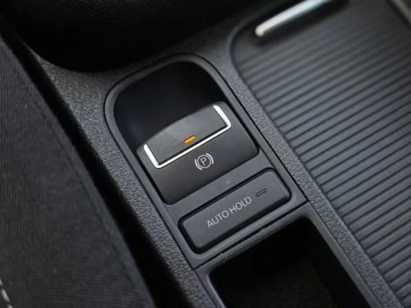 Volkswagen Tiguan I Рестайлинг с пробегом 2015 года, цена 1 000 000 рублей, 244868 км, внедорожник, Автокод Объявления