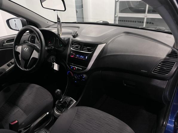 Hyundai Solaris I Рестайлинг с пробегом 2016 года, цена 695 000 рублей, 251487 км, седан, Автокод Объявления
