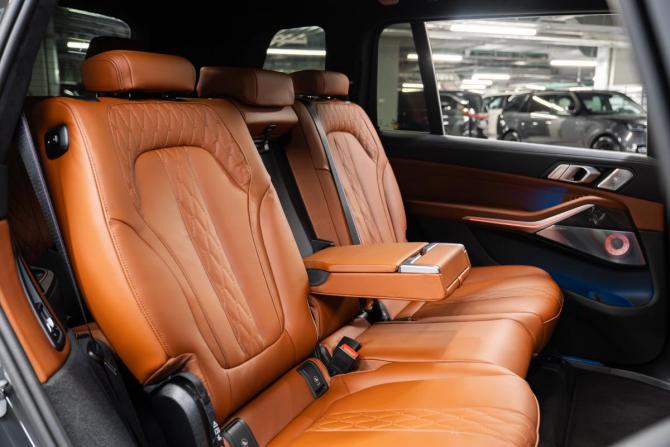 Новый BMW X7 I (G07) Рестайлинг 2026 года, цена 17 900 000 рублей, внедорожник, Автокод Объявления