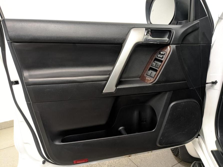 Toyota Land Cruiser Prado 150 Series Рестайлинг 1 Санкт-Петербург  - изображение 19