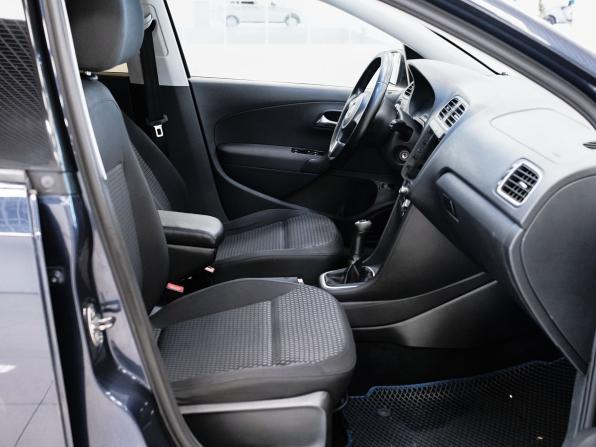 Volkswagen Polo V с пробегом 2012 года, цена 508 000 рублей, 275141 км, седан, Автокод Объявления