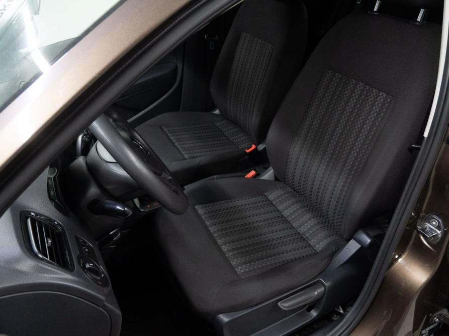 Volkswagen Polo V Рестайлинг Тюмень  - изображение 13