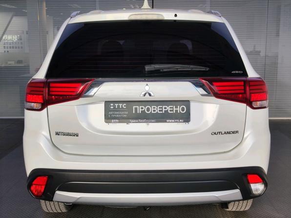 Mitsubishi Outlander III Рестайлинг 2 с пробегом 2018 года, цена 2 299 000 рублей, 160135 км, внедорожник, Автокод Объявления