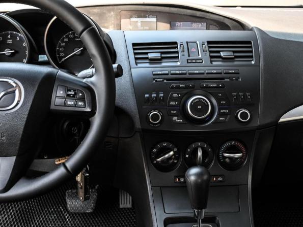 Mazda 3 II (BL) Рестайлинг с пробегом 2012 года, цена 918 070 рублей, 181177 км, седан, Автокод Объявления
