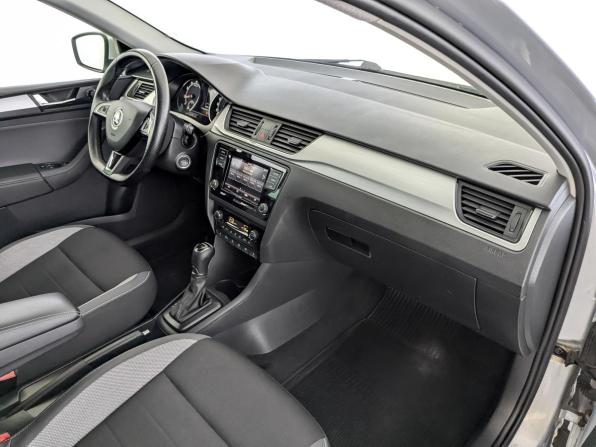 Skoda Rapid I Рестайлинг с пробегом 2019 года, цена 1 130 000 рублей, 172020 км, лифтбек, Автокод Объявления