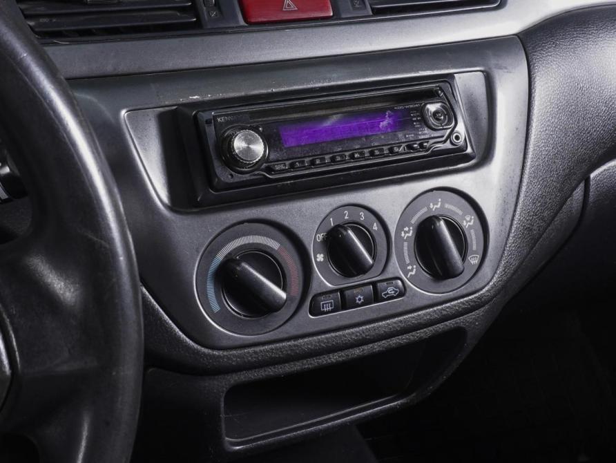 Mitsubishi Lancer IX Рестайлинг Ростов-на-Дону  - изображение 12