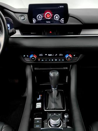 Mazda 6 III (GJ) Рестайлинг 2 с пробегом 2019 года, цена 2 649 000 рублей, 63105 км, седан, Автокод Объявления