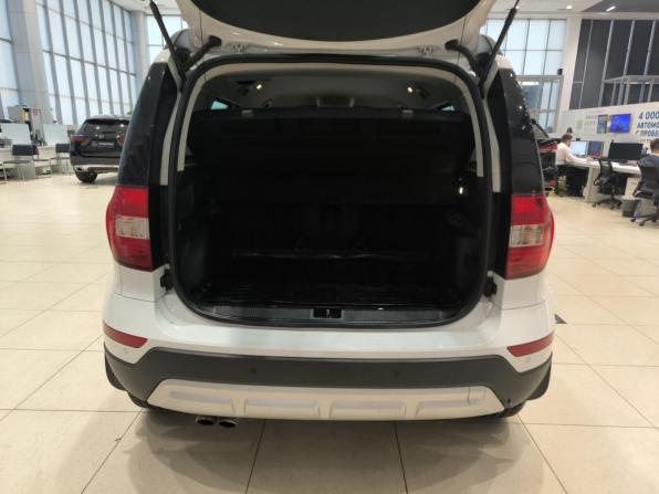 Skoda Yeti I Рестайлинг с пробегом 2017 года, цена 1 450 000 рублей, 149304 км, внедорожник, Автокод Объявления
