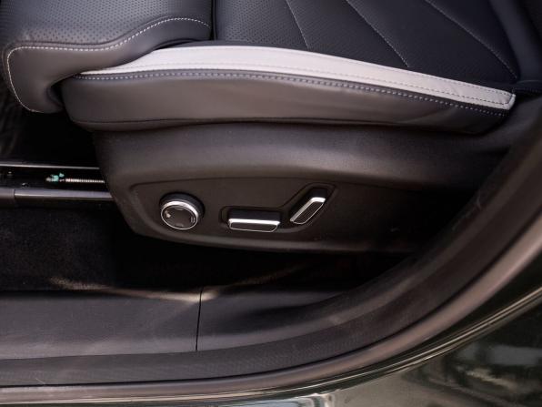 Geely Atlas II с пробегом 2023 года, цена 2 617 000 рублей, 56163 км, внедорожник, Автокод Объявления