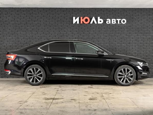 Skoda Superb III Рестайлинг с пробегом 2025 года, цена 3 660 000 рублей, 3474 км, лифтбек, Автокод Объявления