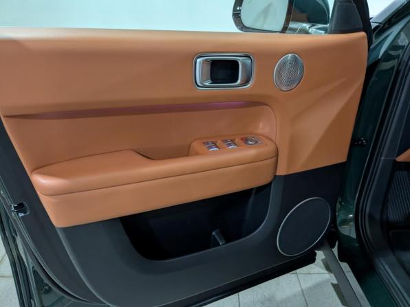 Li Auto (Lixiang) L6 с пробегом 2024 года, цена 5 600 000 рублей, 45200 км, внедорожник, Автокод Объявления