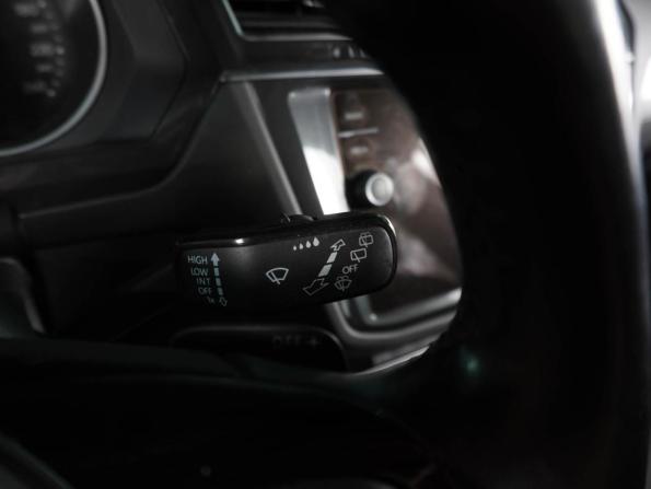 Volkswagen Tiguan II с пробегом 2020 года, цена 2 699 000 рублей, 62993 км, внедорожник, Автокод Объявления